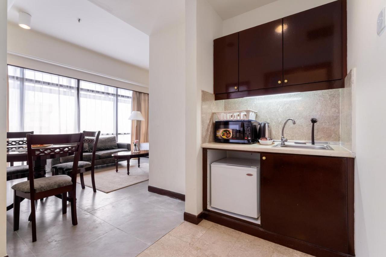 Luxhouz Suites At Times Square Kuala Lumpur Exterior photo